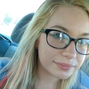 Meet your Posher, Sybil